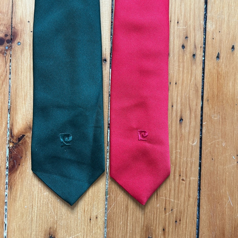 Vintage men’s ties lot of 2 Pierre Cardin for gimbels green red